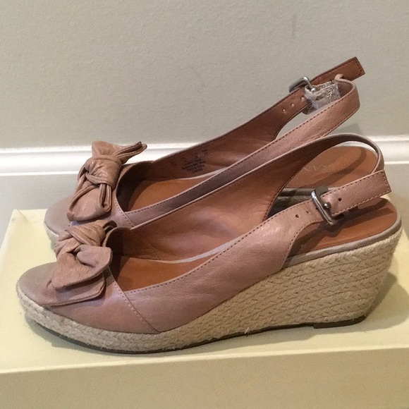 Franco Sarto Espadrille Wedge Sandals / Summer Shoes - Picture 2 of 4